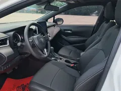 2022 Toyota Levin 185T CVT Luxury, белый — фото 11