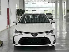 2021 Toyota Corolla TNGA 1.5L CVT Elite, белый — фото 4