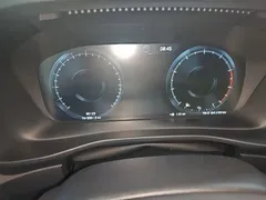 2022 Volvo XC40 T4 4WD Luxury, белый — фото 12