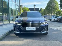 2019 BMW 7 Series 740Li xDrive Executive Luxury Package, синий — фото 2