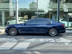 2019 BMW 7 Series 740Li xDrive Executive Luxury Package, синий — фото 4