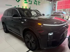 2025 Li Auto L8 Pro, чёрный — фото 2