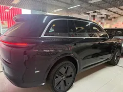 2025 Li Auto L8 Pro, чёрный — фото 7
