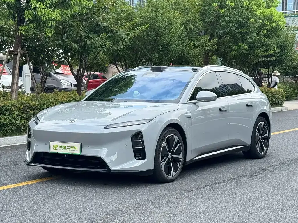 2025 Nio ET5T 75kWh Touring