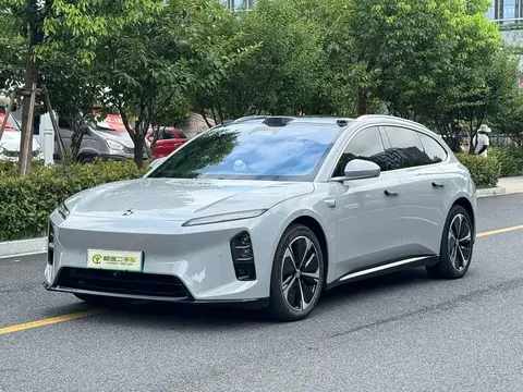 2025 Nio ET5T 75kWh Touring