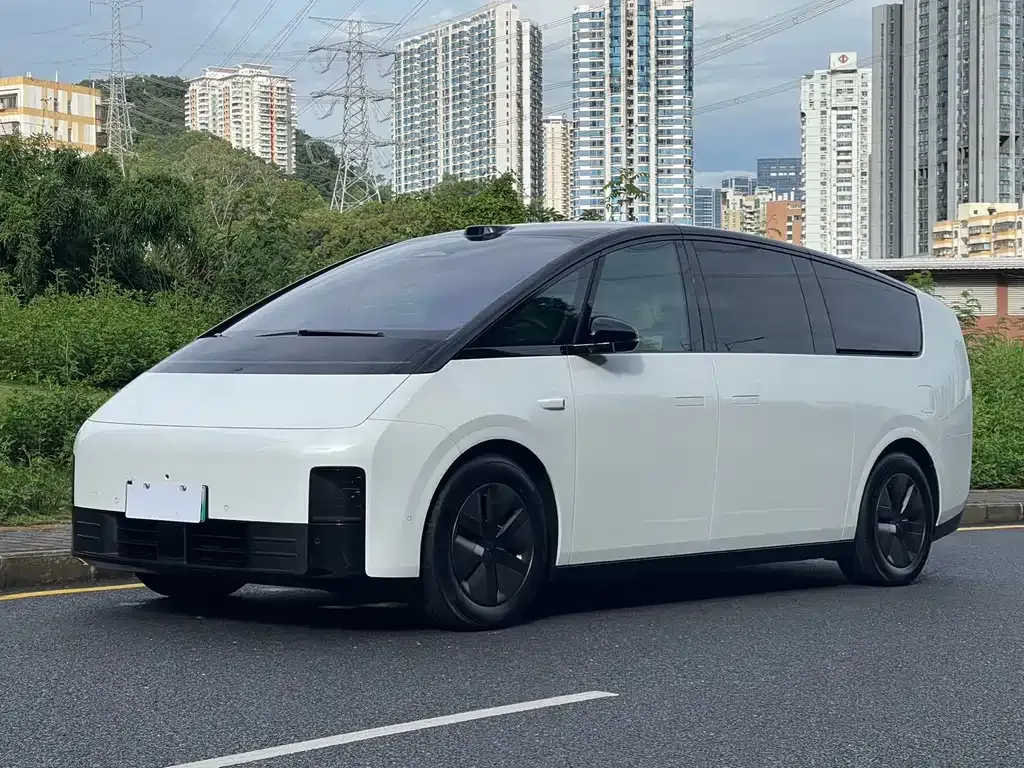2025 Li Auto MEGA Ultra Smart Refresh