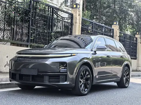 2023 Li Auto L7 Pro