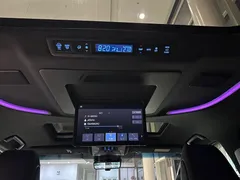 2020 Toyota Alphard Hybrid 2.5L Premium, белый — фото 12