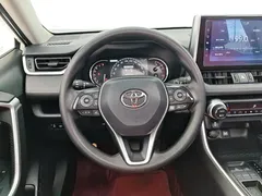 2020 Toyota RAV4 2.0L CVT 2WD Fashion, белый — фото 15
