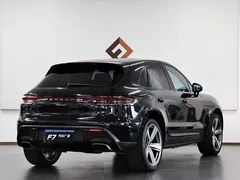 2022 Porsche Macan 2.0T, чёрный — фото 6