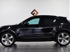 2022 Porsche Macan 2.0T, чёрный — фото 7