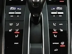 2022 Porsche Macan 2.0T, чёрный — фото 21