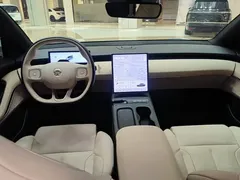 2024 Nio ET5T 75kWh Touring, синий — фото 10