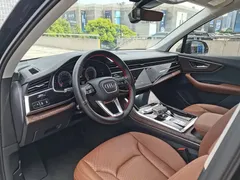 2023 Audi Q7 45 TFSI quattro S line, чёрный — фото 10