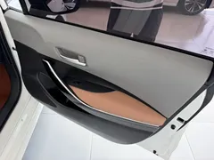 2023 Toyota Levin Smart Hybrid 1.8L Sport, белый — фото 13