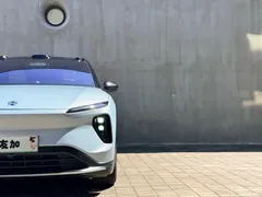 2024 Nio ES6 75kWh, синий — фото 4