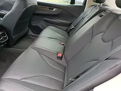 2023 Hongqi E-QM5, чёрный — фото 22