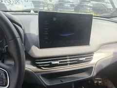2023 Hongqi E-QM5, чёрный — фото 18