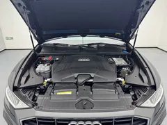 2021 Audi Q8 55 TFSI, чёрный — фото 4