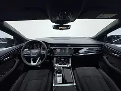 2021 Audi Q8 55 TFSI, чёрный — фото 7