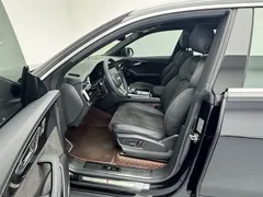 2021 Audi Q8 55 TFSI, чёрный — фото 9