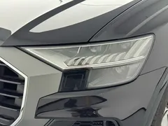 2021 Audi Q8 55 TFSI, чёрный — фото 10