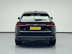 2021 Audi Q8 55 TFSI, чёрный — фото 16