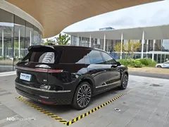 2026 Nio ES8 6-seat Executive Signature, чёрный — фото 5