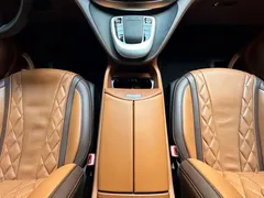 2020 Mercedes-Benz V-Class V 260, чёрный — фото 15