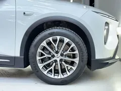 2024 Nio ES6 75kWh, белый — фото 5