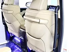 2021 Toyota Vellfire Hybrid 2.5L HV Premium, белый — фото 17