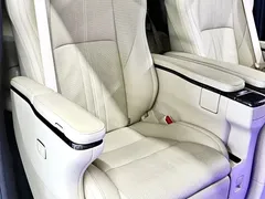 2021 Toyota Vellfire Hybrid 2.5L HV Premium, белый — фото 18