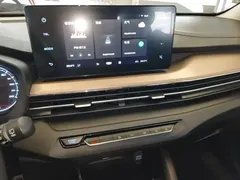 2021 Geely Vision X3 1.5L CVT Premium, белый — фото 13