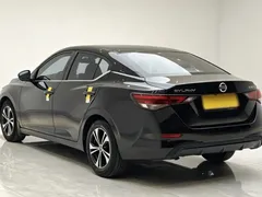 2021 Nissan Sylphy 1.6L XL CVT, чёрный — фото 5