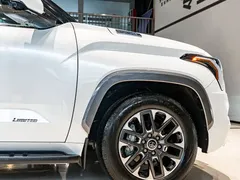 2023 Toyota Sequoia 3.5T, белый — фото 5