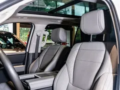2023 Toyota Sequoia 3.5T, белый — фото 8