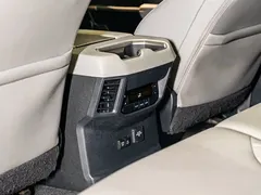 2023 Toyota Sequoia 3.5T, белый — фото 13