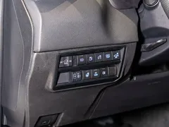 2023 Toyota Sequoia 3.5T, белый — фото 15