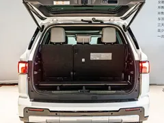 2023 Toyota Sequoia 3.5T, белый — фото 18