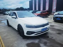 2021 Volkswagen Lamando 230TSI DSG Fashion, белый — фото 3