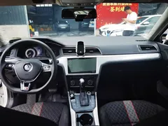 2021 Volkswagen Lamando 230TSI DSG Fashion, белый — фото 4