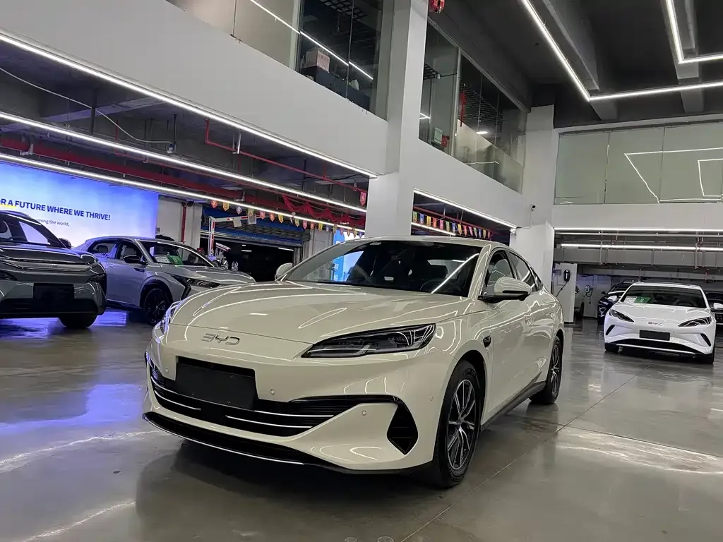 2025 BYD Seal 06 DM-i 120KM