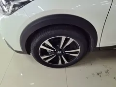 2021 Nissan Kicks 1.5L XV CVT Luxury, белый — фото 23