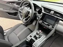 2021 Honda Civic Hatchback 220TURBO MT — фото 20