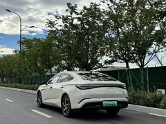 2026 BYD Seal 07 DM-i 1.5T 230km, белый — фото 5