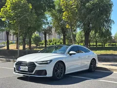 2022 Audi A7 45 TFSI, белый — фото 1
