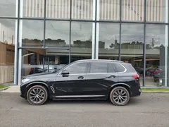 2022 BMW X5 30Li Premium M Sport Package, чёрный — фото 2