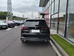 2022 BMW X5 30Li Premium M Sport Package, чёрный — фото 5