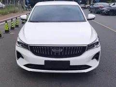 2022 Geely Emgrand 1.5L CVT, белый — фото 2