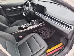 2022 Geely Emgrand 1.5L CVT, белый — фото 6